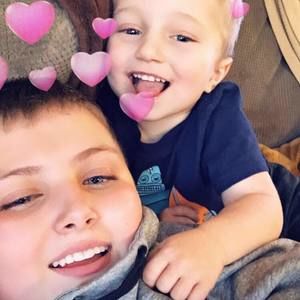 Meet your Posher, Dillon